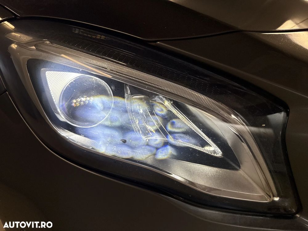 Mercedes-Benz GLA 200 d 4MATIC 7G-DCT AMG Line - 28