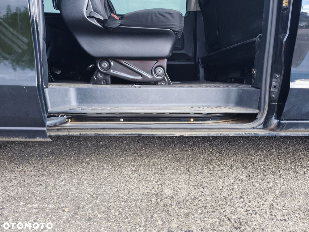 Mercedes-Benz E-Vito - 20