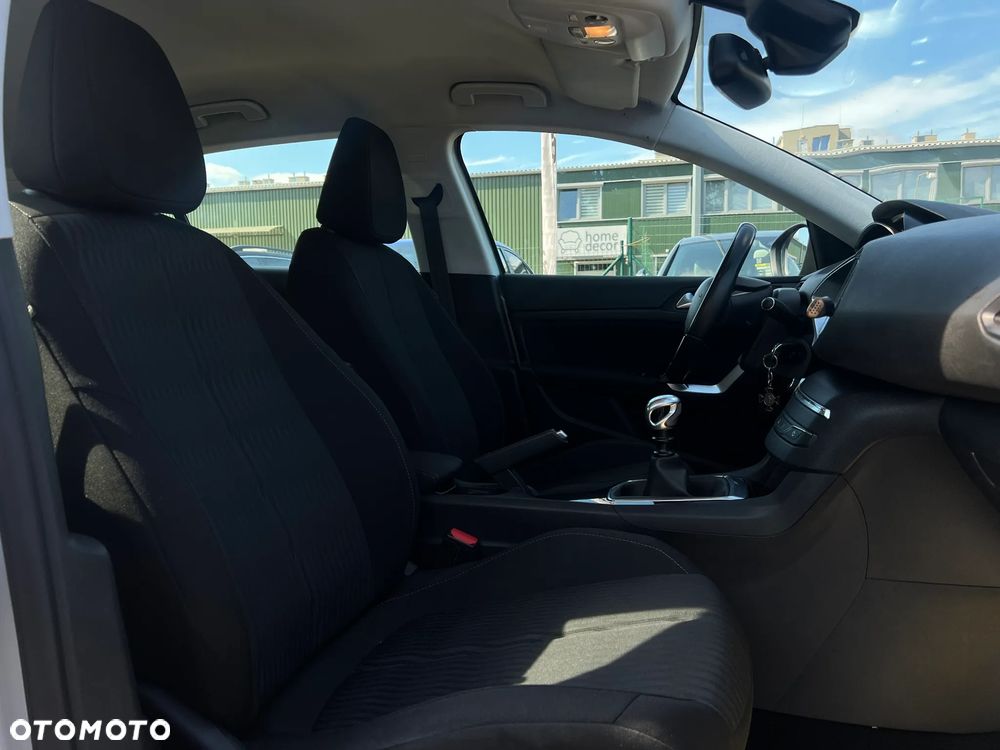 Peugeot 308 - 22