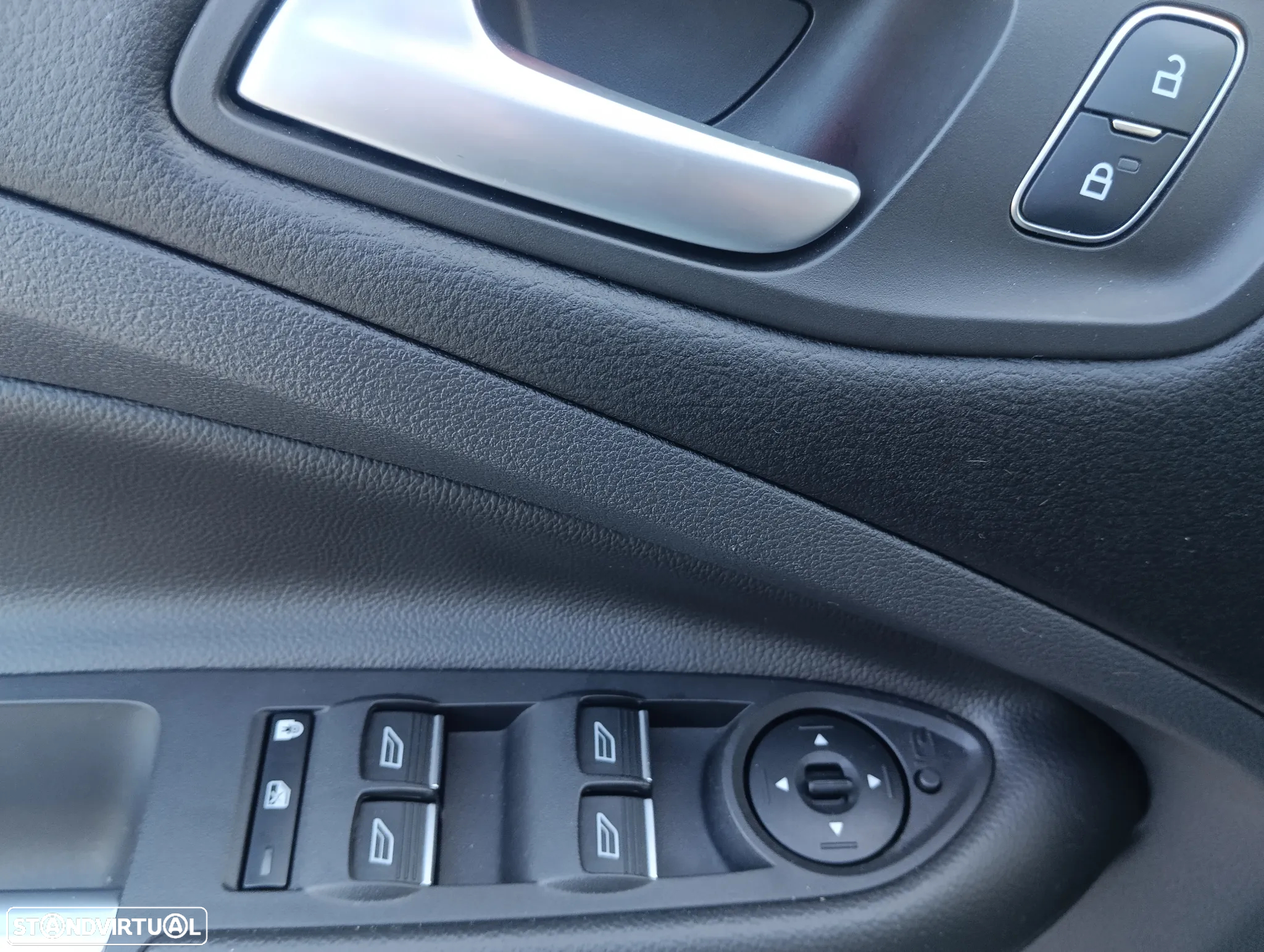 Ford Kuga 1.5 EcoBoost Titanium 4WD Powershift - 8
