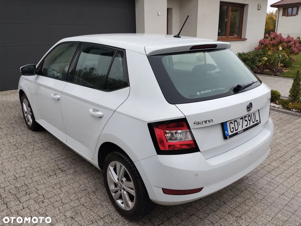 Skoda Fabia - 4