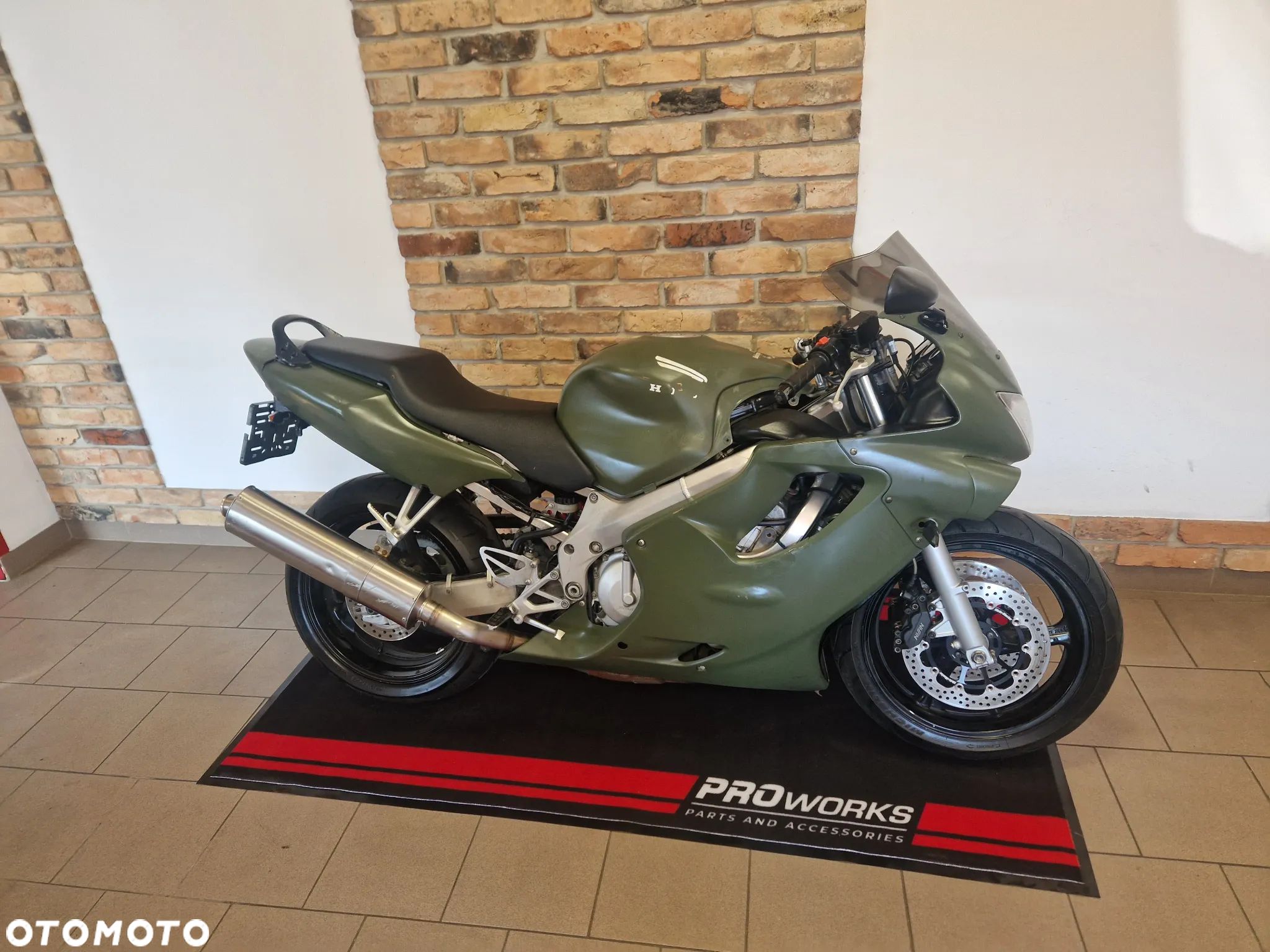 Honda CBR - 1