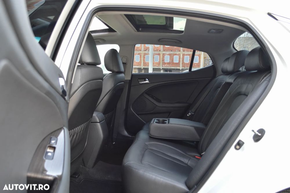 Kia Optima 2.0 CVVL Spirit - 28