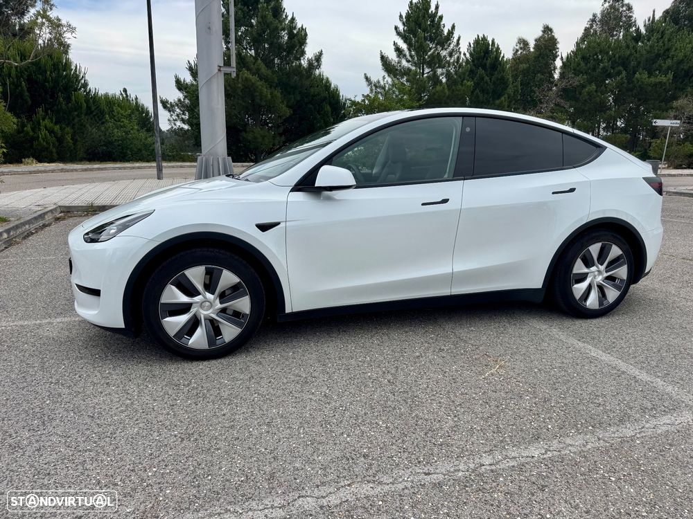Tesla Model Y RWD - 9