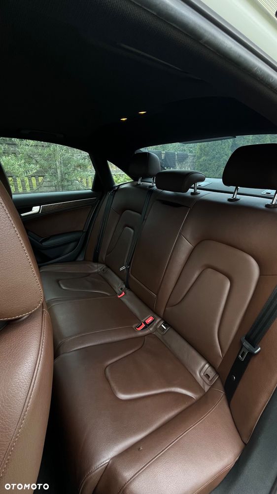 Audi A4 Limousine - 27