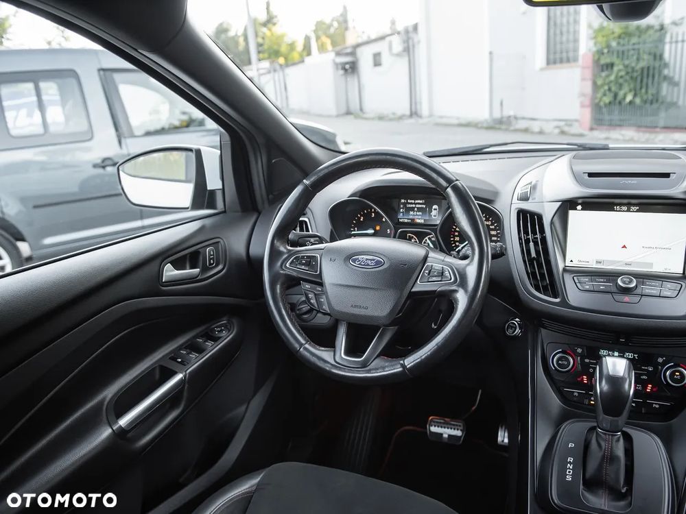 Ford Kuga 2.0 TDCi 4x4 ST-Line - 28