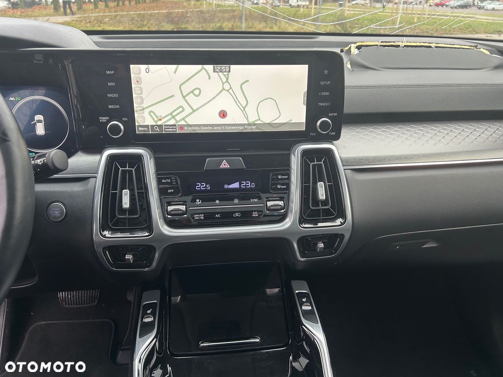 Kia Sorento 1.6 T-GDI HEV XL 4WD 7os - 22