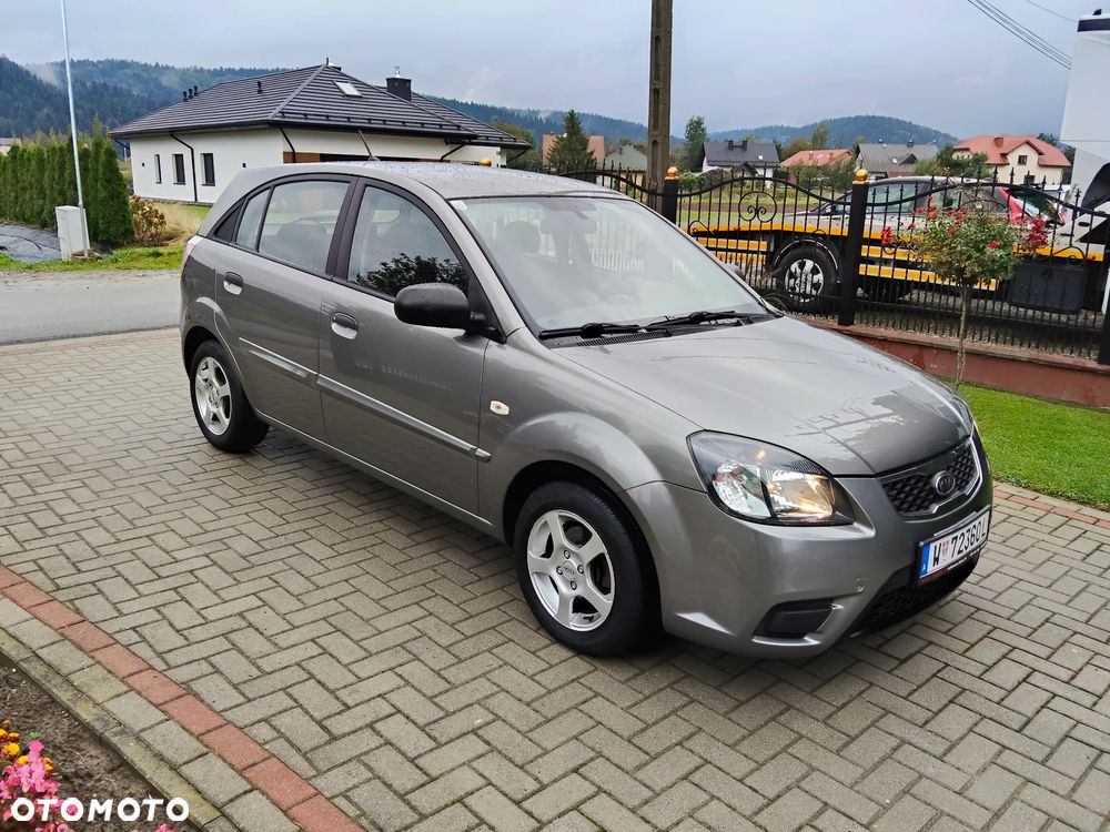 Kia Rio 1.4 EX Top - 9