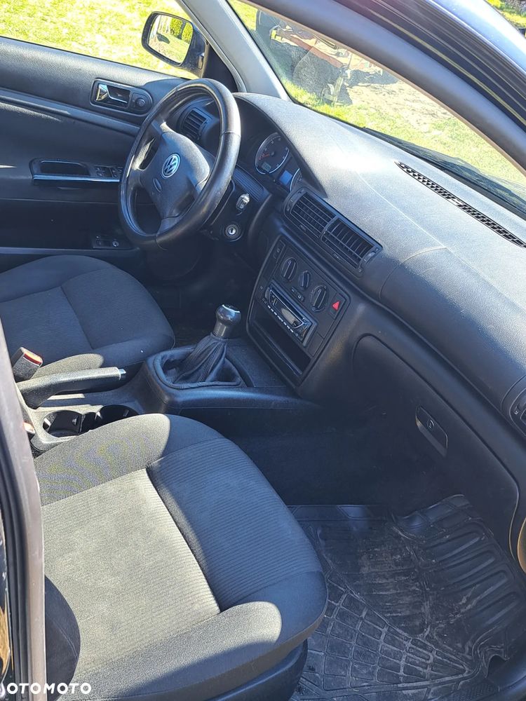 Volkswagen Passat ver-2-0 - 5