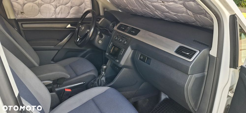 Volkswagen Caddy 2.0 California - 31
