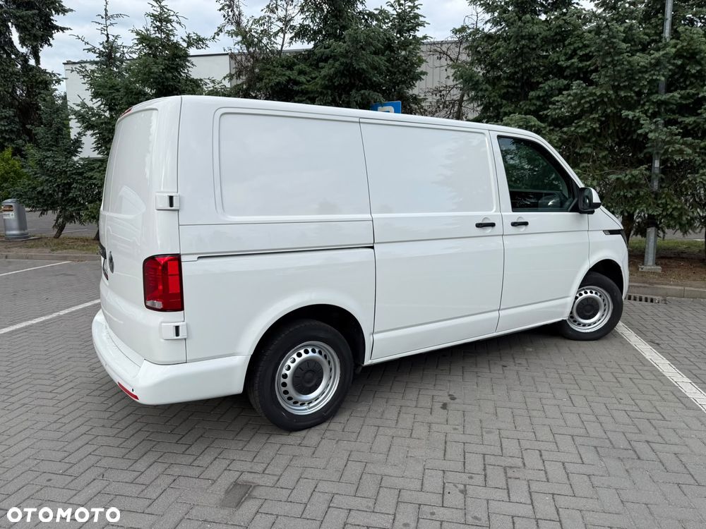 Volkswagen Transporter L1H1 DSG - 8