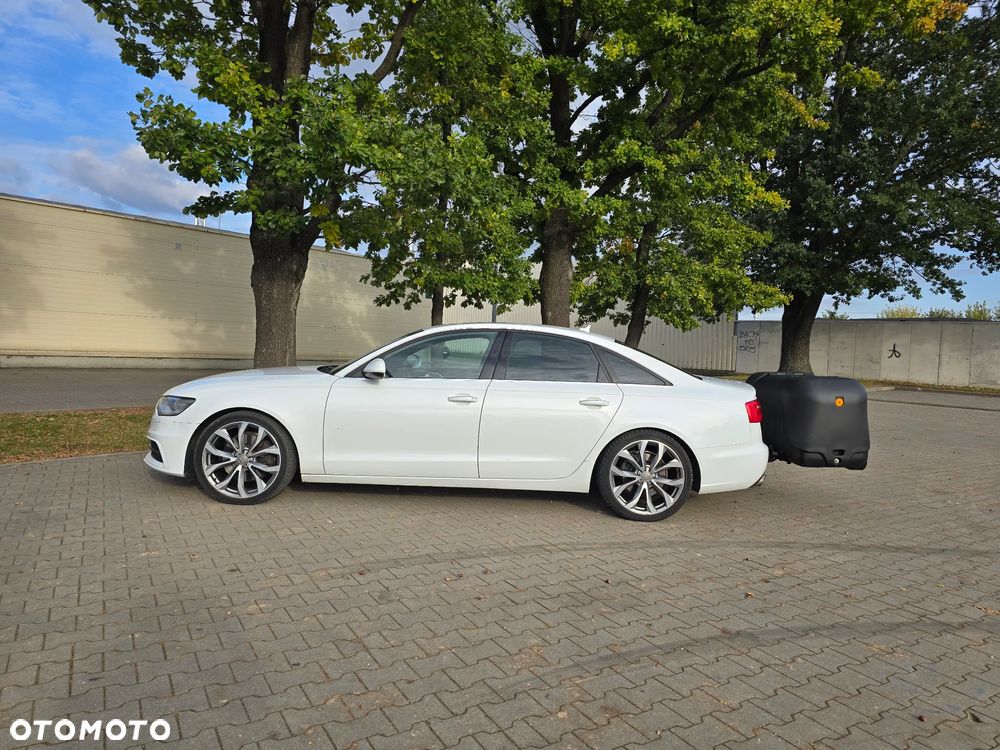 Audi A6 - 6