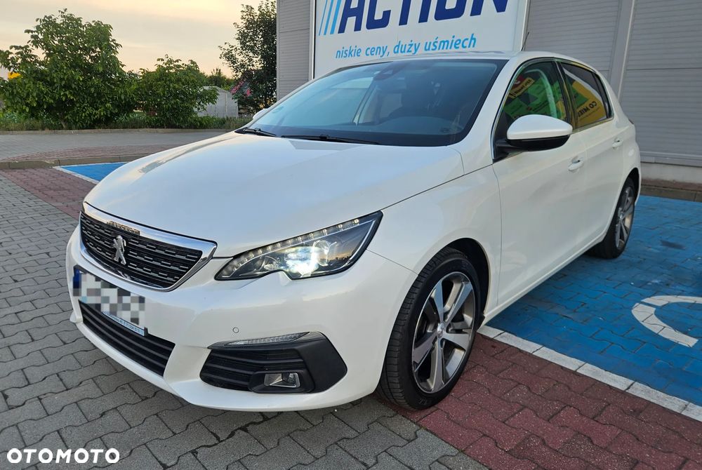 Peugeot 308 1.2 PureTech GPF Allure S&S EAT8 - 8