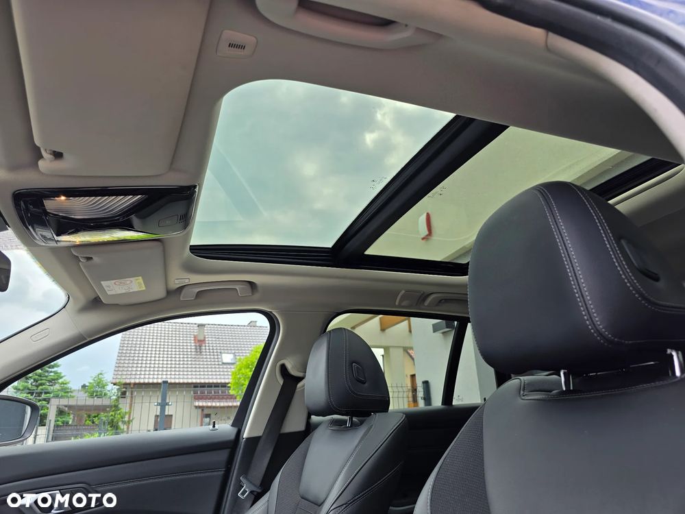 BMW Seria 3 318d mHEV - 18