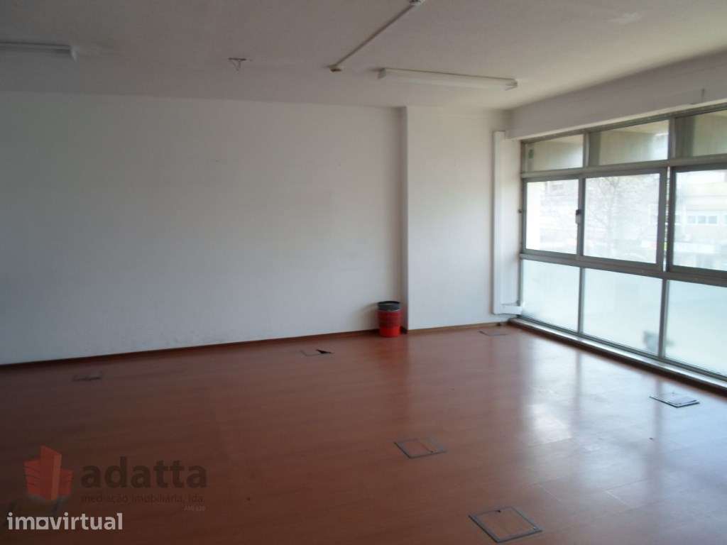 Escritório c/63 m2 Avenida Fernão Magalhães, Coimbra [junto IEFP, f... - Grande imagem: 5/7