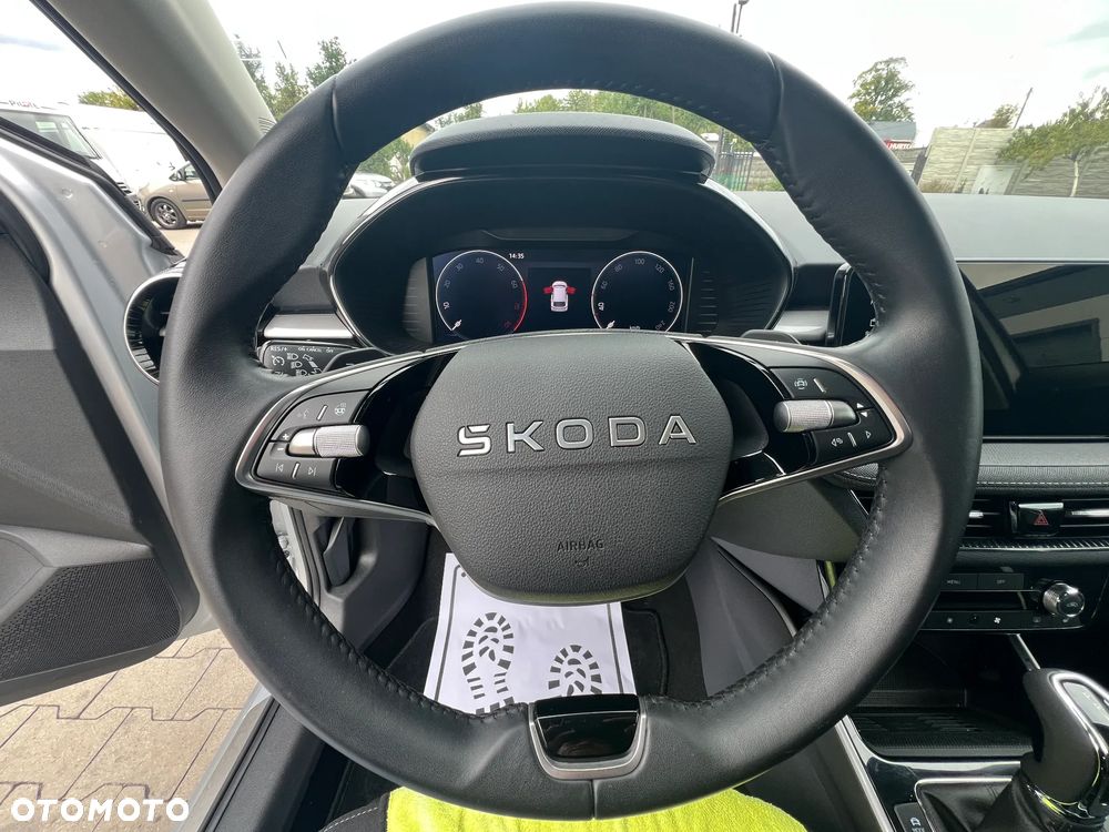 Skoda Fabia 1.5 TSI Selection DSG - 18