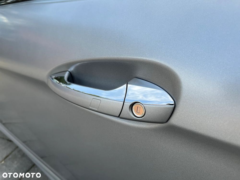 Mercedes-Benz SL - 23