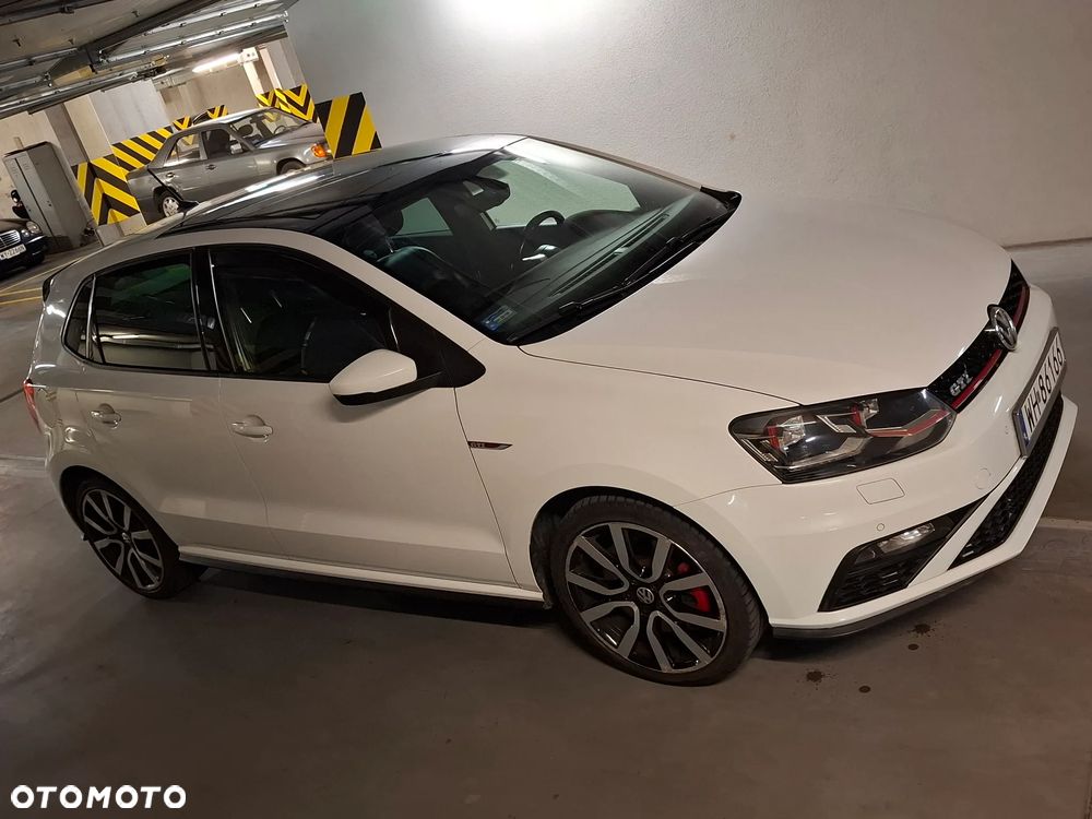 Volkswagen Polo 1.8 TSI BMT GTI DSG - 9