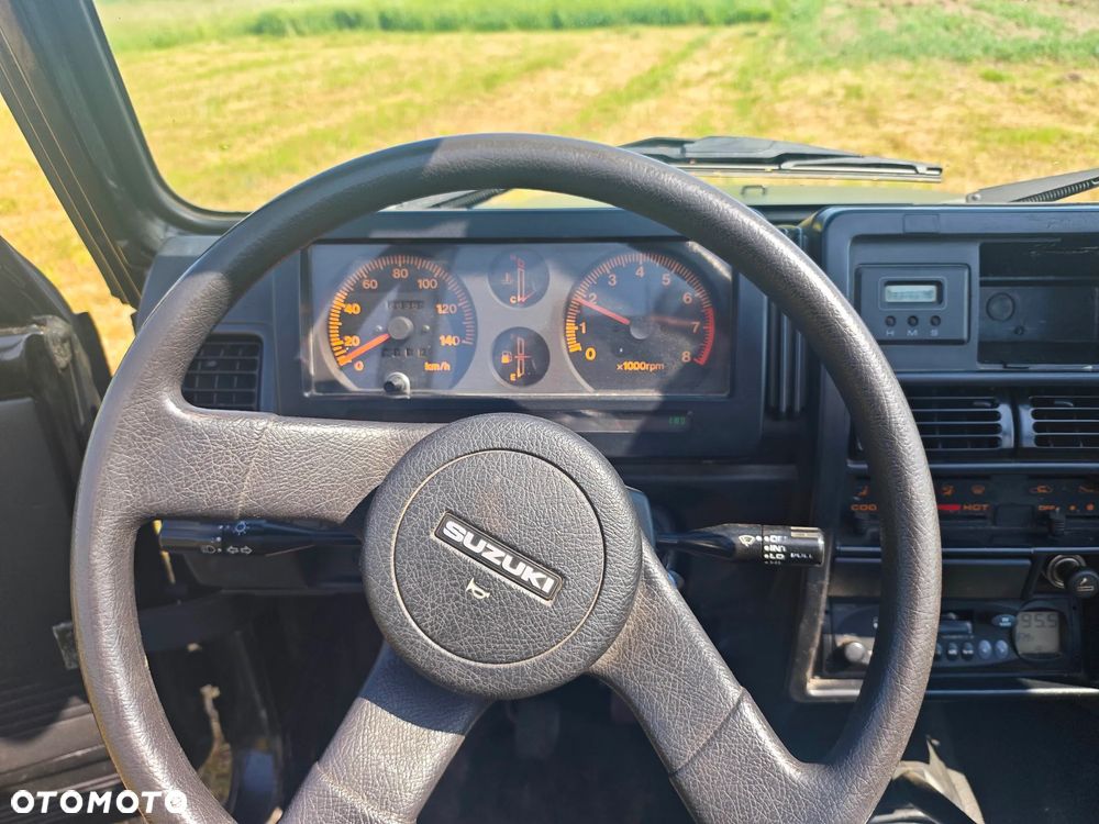 Suzuki Samurai - 24