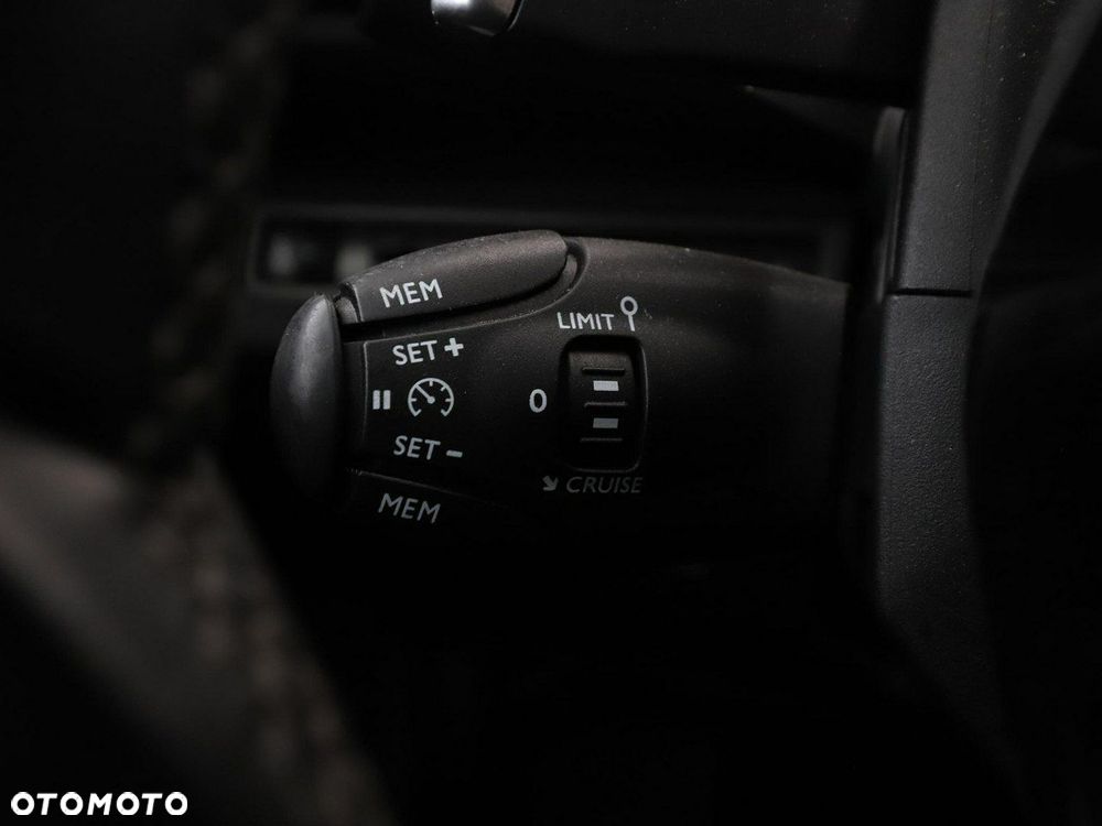 Peugeot 3008 1.2 PureTech Allure S&S EAT6 - 35