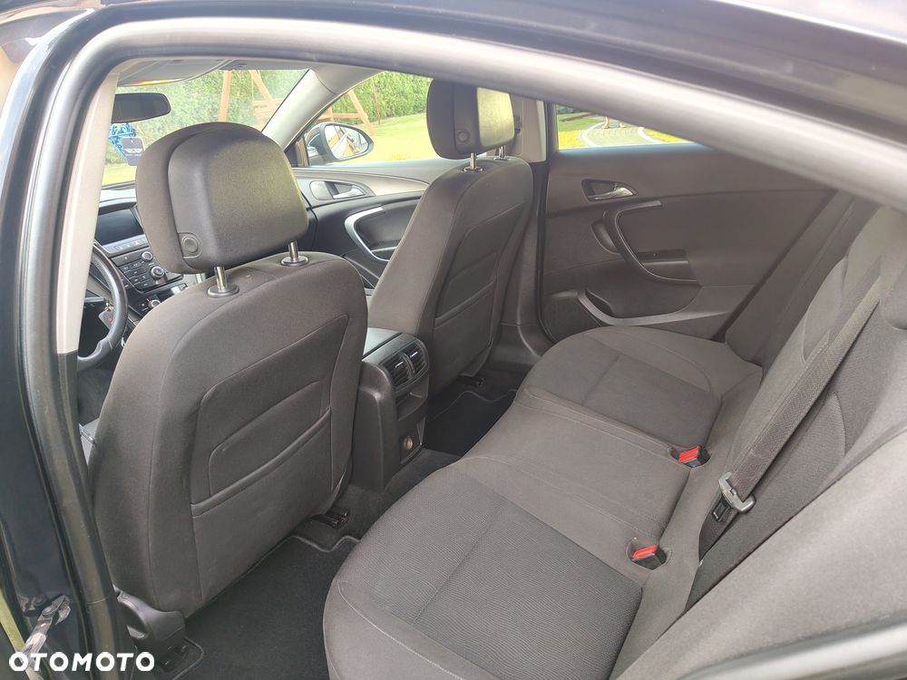 Opel Insignia - 10