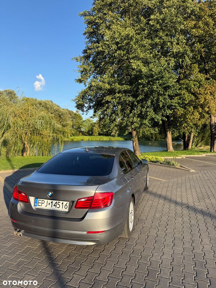 BMW Seria 5 530d xDrive - 2