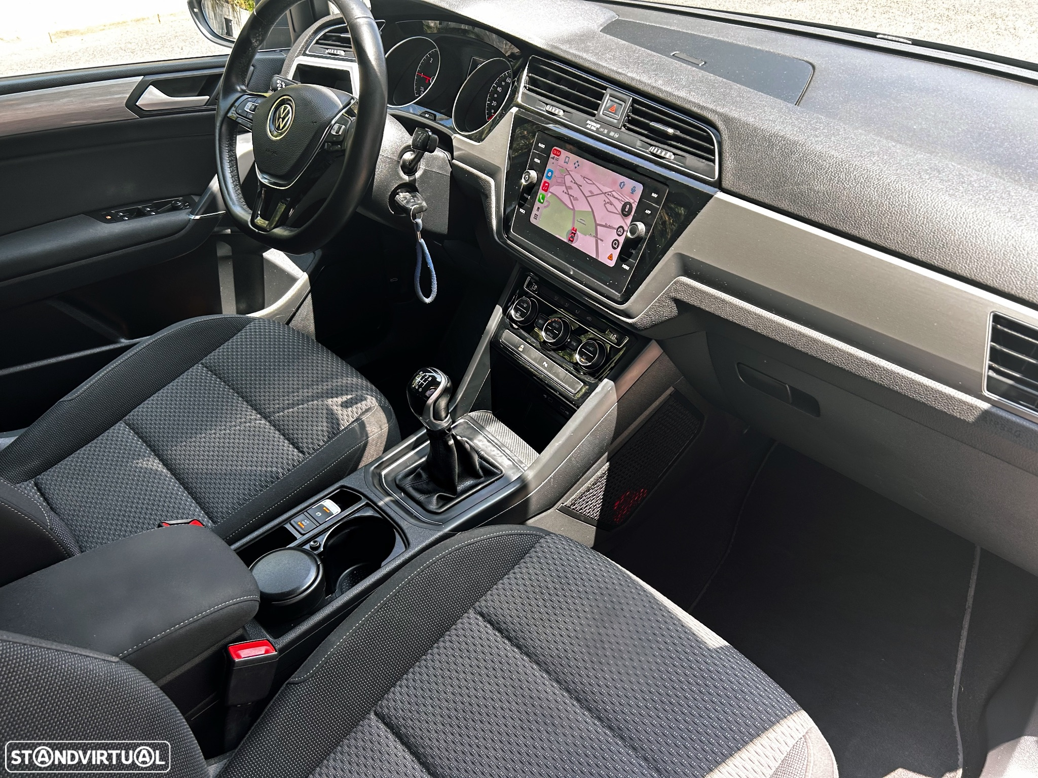 VW Touran 2.0 TDI Confortline - 14