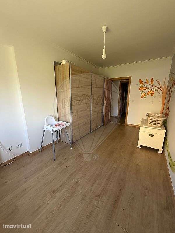 Apartamento T2 para arrendamento - Grande imagem: 4/14