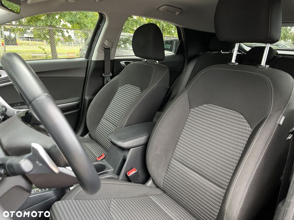 Kia XCeed 1.5 T-GDI M DCT - 13