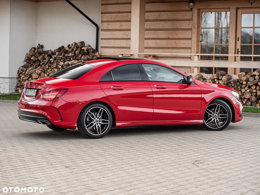 Mercedes-Benz CLA 200 7G-DCT AMG Line - 30