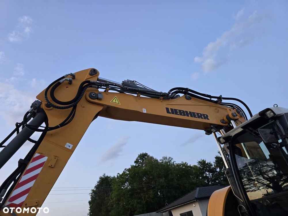 Liebherr / LIEBHERR 918 / COMPACT - 22