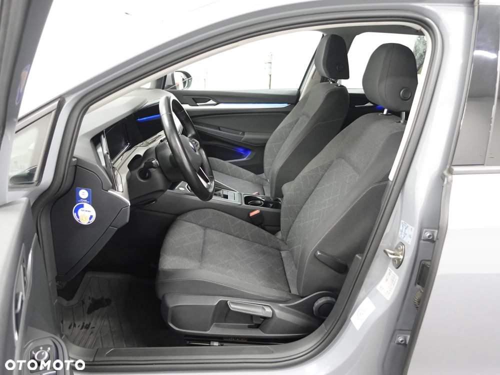 Volkswagen Golf 2.0 TDI SCR Life - 19