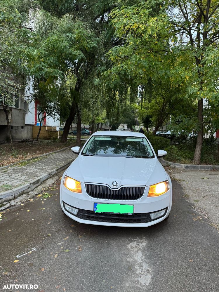 Skoda Octavia 1.6 TDI Active - 1