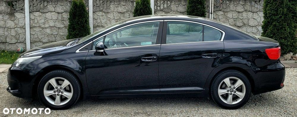 Toyota Avensis 2.0 D-4D Sol - 34