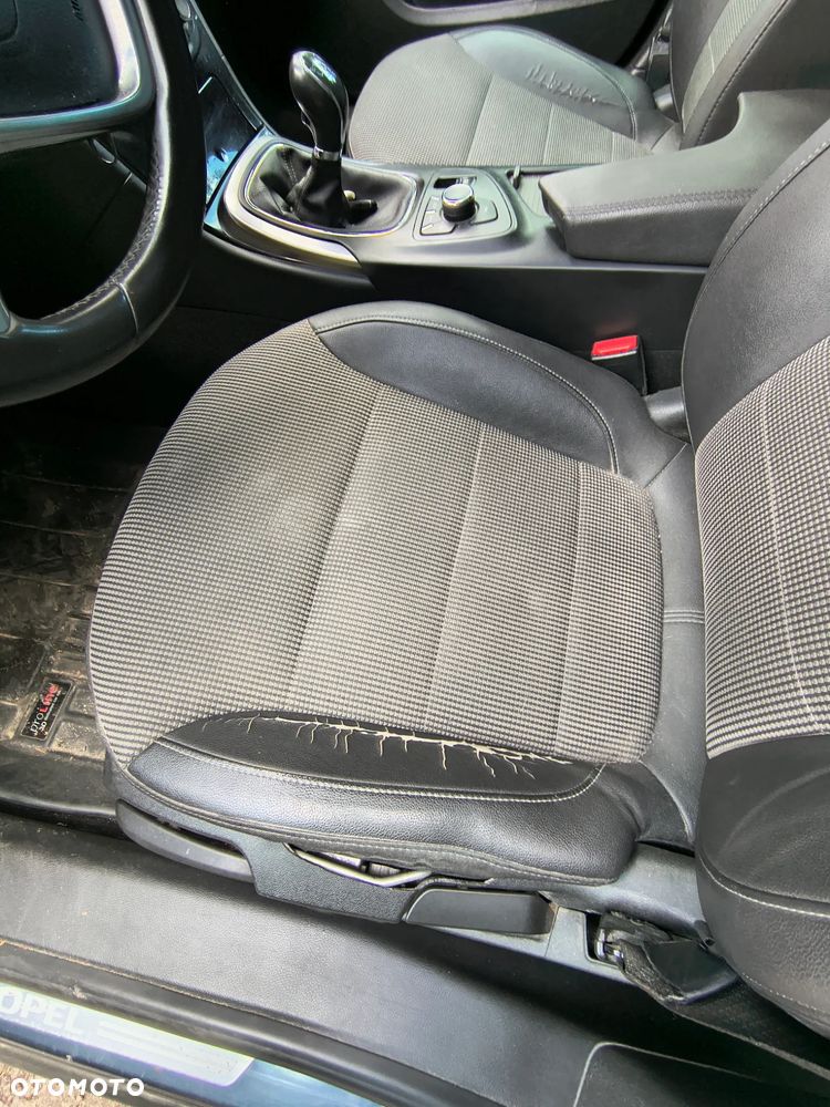 Opel Insignia 2.0 CDTI Cosmo - 14