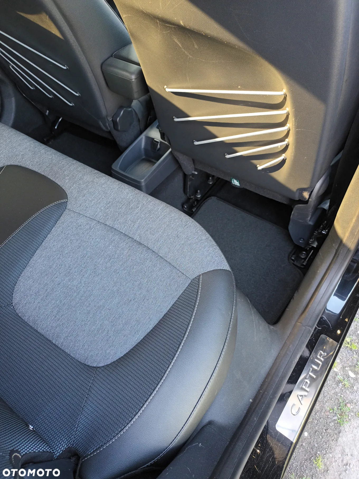 Renault Captur 1.5 dCi Energy Intens - 8