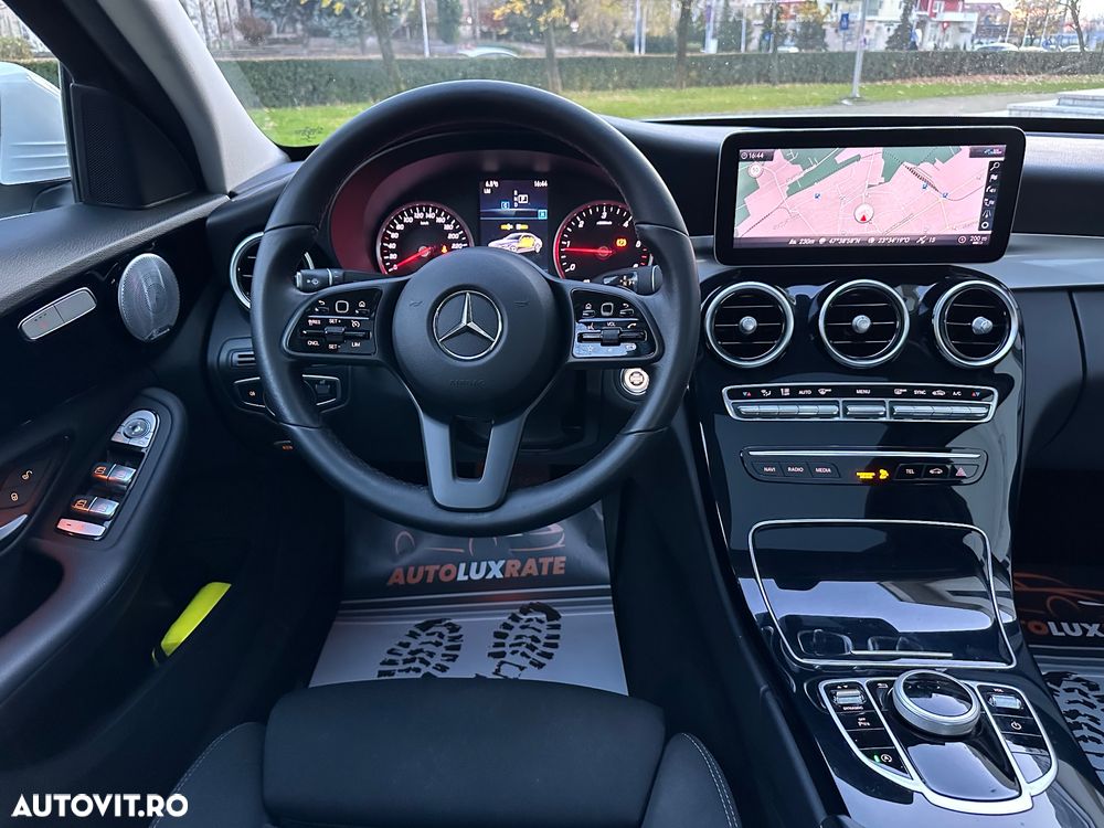 Mercedes-Benz C 220 d 4MATIC 9G-TRONIC - 23