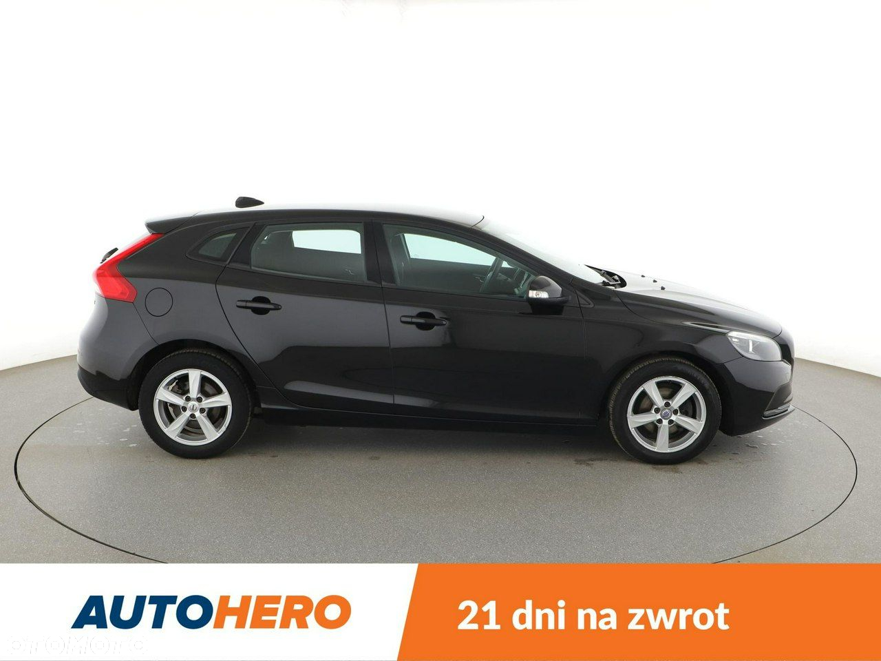 Volvo V40 D2 Kinetic - 9