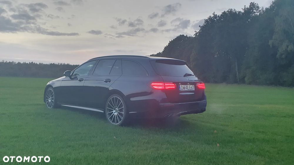 Mercedes-Benz Klasa E 400 4-Matic 9G-TRONIC - 7
