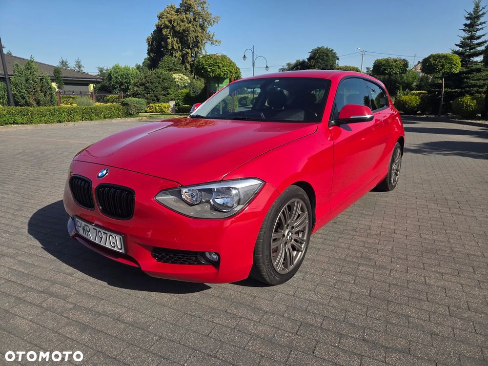 BMW Seria 1 116d - 32