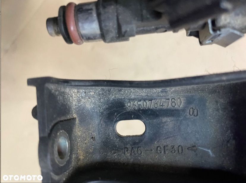 9650764780 Listwa wtryskowa wtrysk Peugeot Citroen - 3