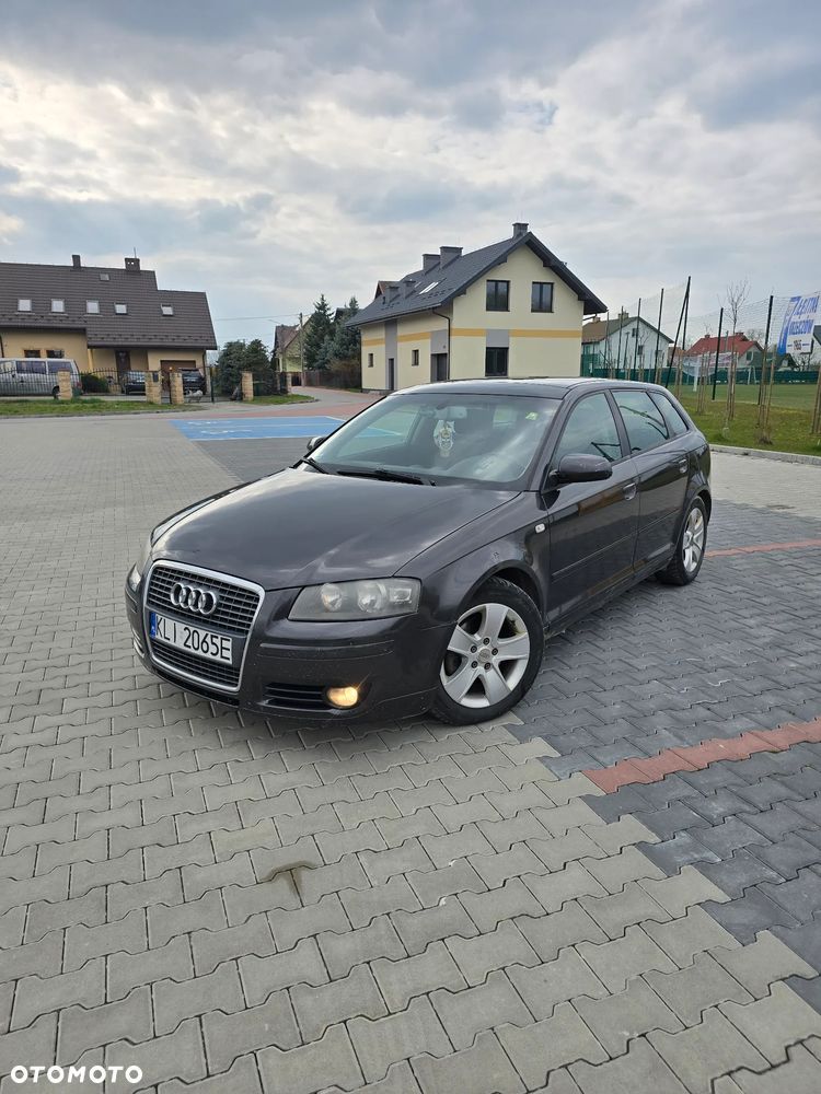 Audi A3 Sportback 2.0 TDI DPF Ambiente - 1