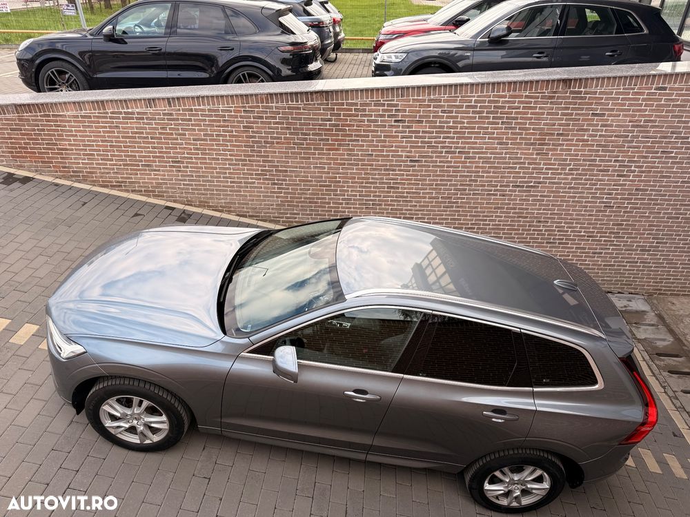 Volvo XC 60 B4 MHEV AWD Momentum Pro - 4