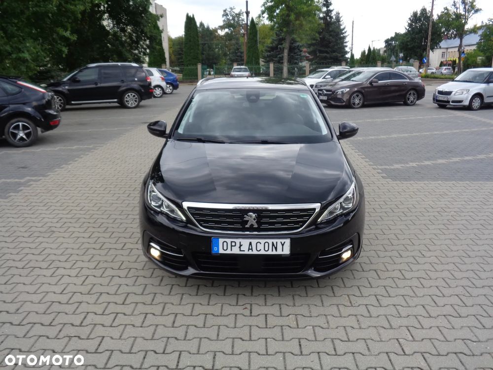 Peugeot 308 BlueHDi 130 EAT8 Stop & Start Active Business-Paket - 33