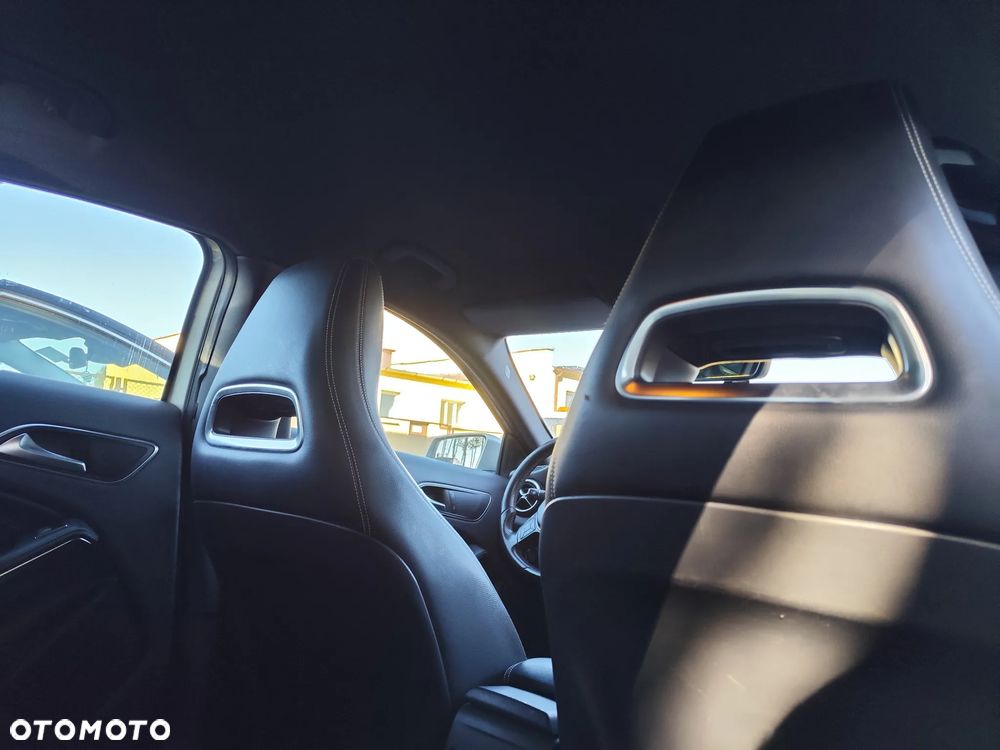 Mercedes-Benz Klasa A 180 (BlueEFFICIENCY) Style - 33