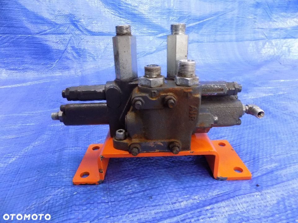 rozdzielacz blok hydrauliczny 426-00284b doosan dx 225 lc - 2