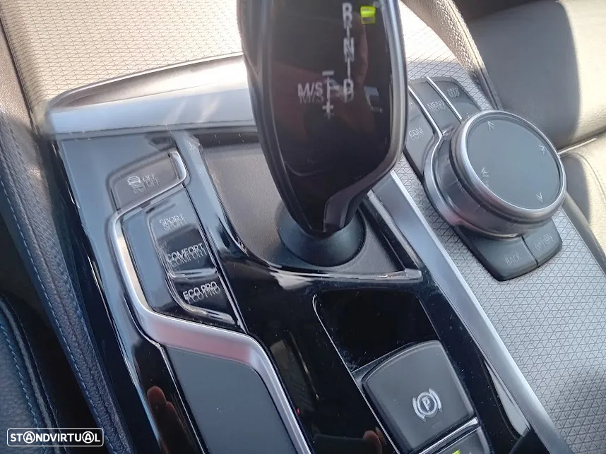 BMW 520 d xDrive Pack M Auto - 11