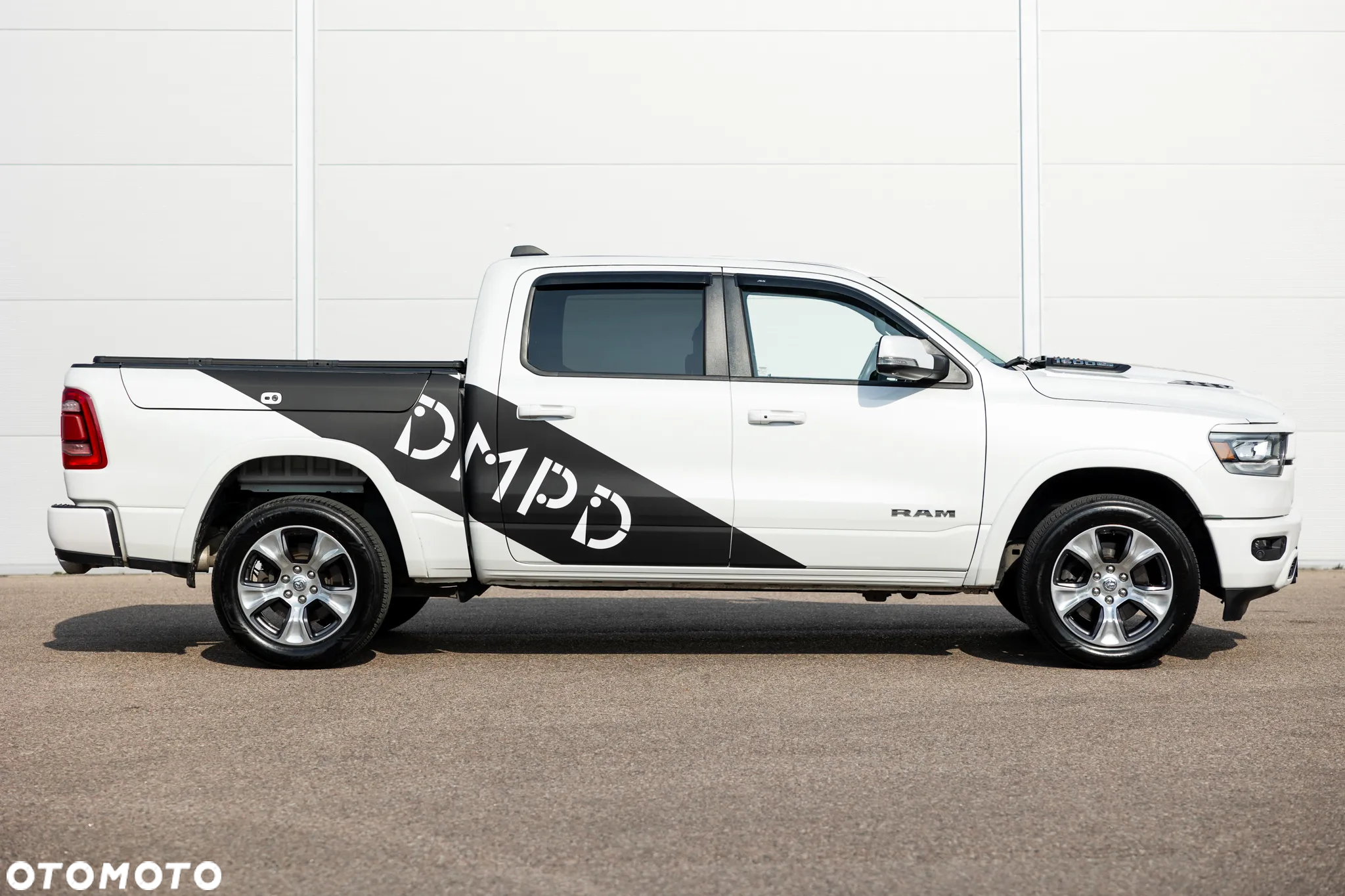 RAM 1500 5.7 Crew Cab Laramie - 8