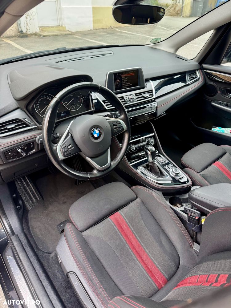 BMW Seria 2 218d Sport-Aut. Sport Line - 11