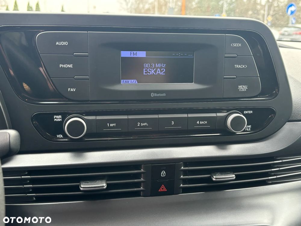 Hyundai i20 blue 1.2 Select - 25